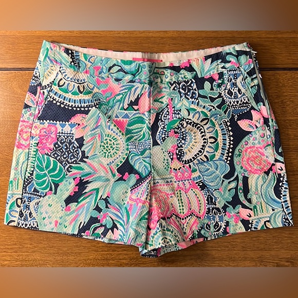 NWT - Lilly Pulitzer Malie Stretch Short - Lookin’ Sharp - 10 - Picture 1 of 4